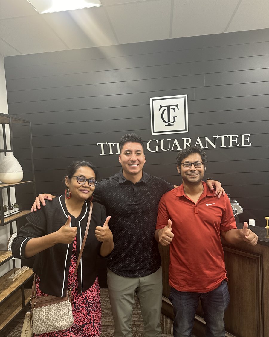 Ishmael Villarroel with clients in Herriman, 2023