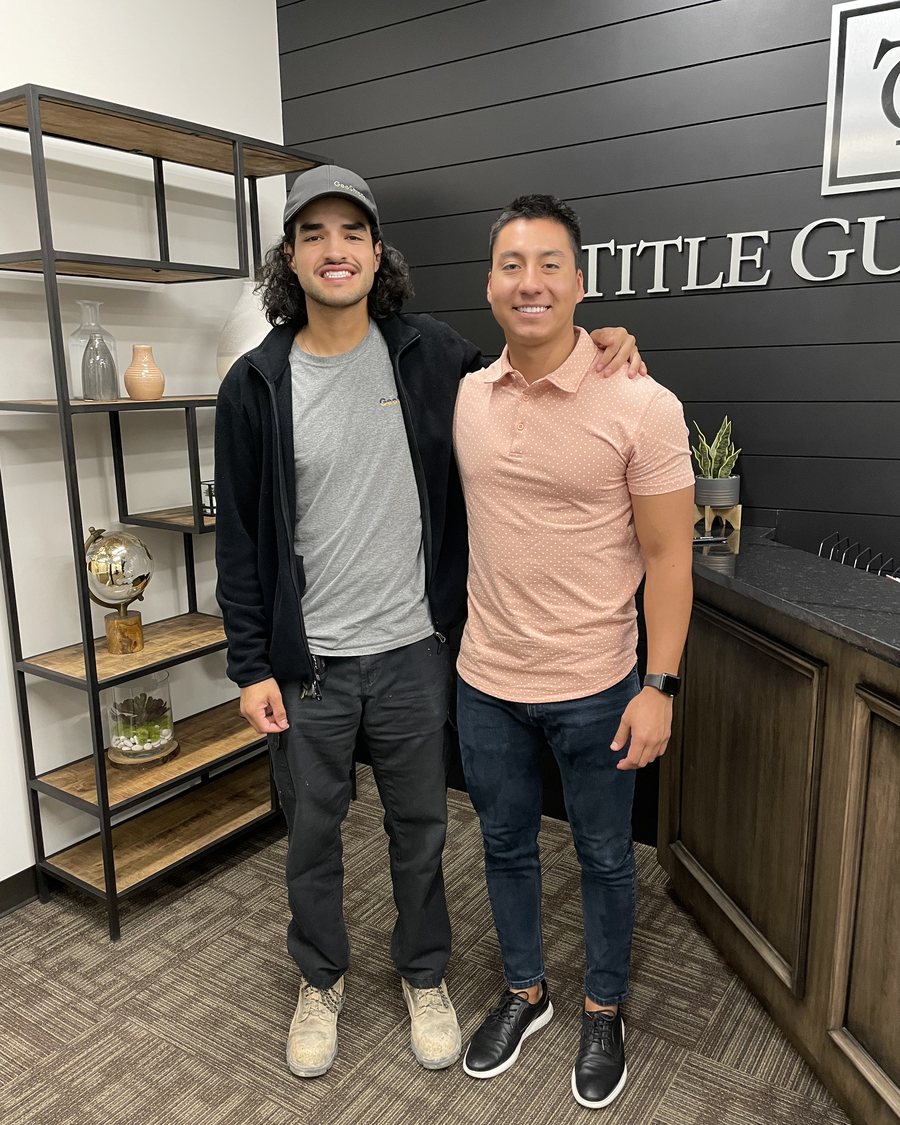 Ishmael Villarroel with clients in Salt Lake City, 2021